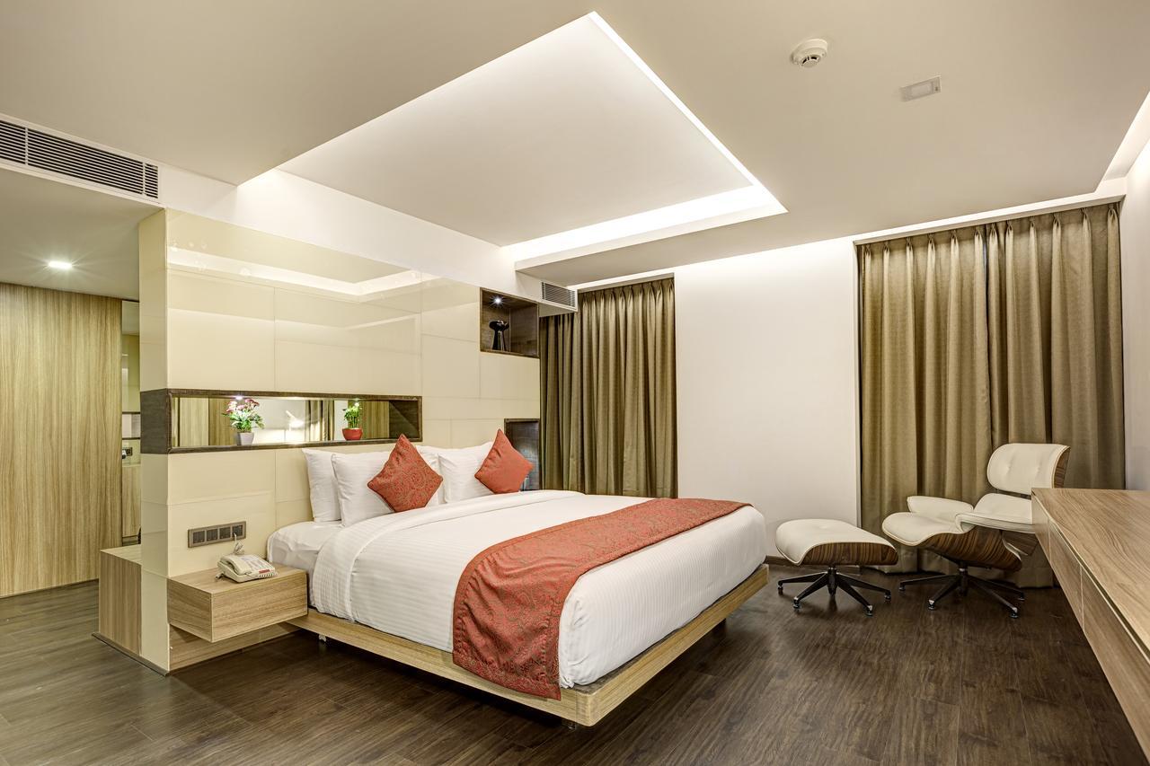 Attide Hotel Bangalore Esterno foto