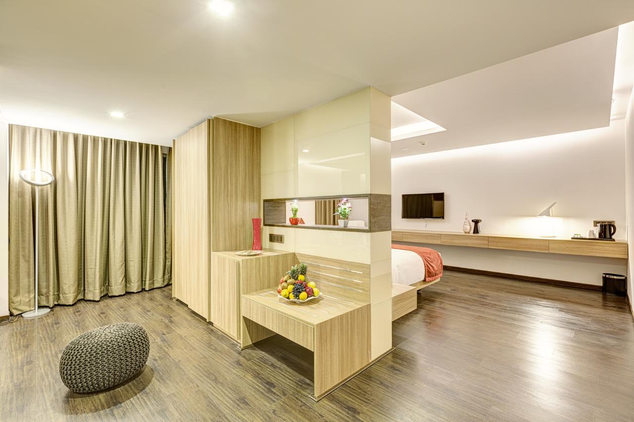Attide Hotel Bangalore Esterno foto